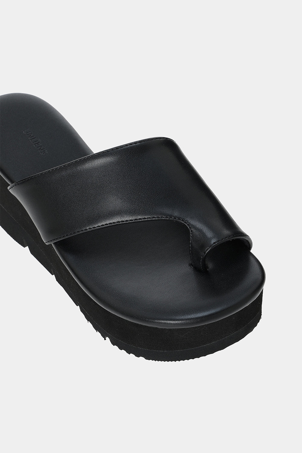 Toe Hold Platform Sandals