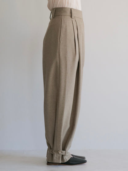 model:150cm (beige/short)