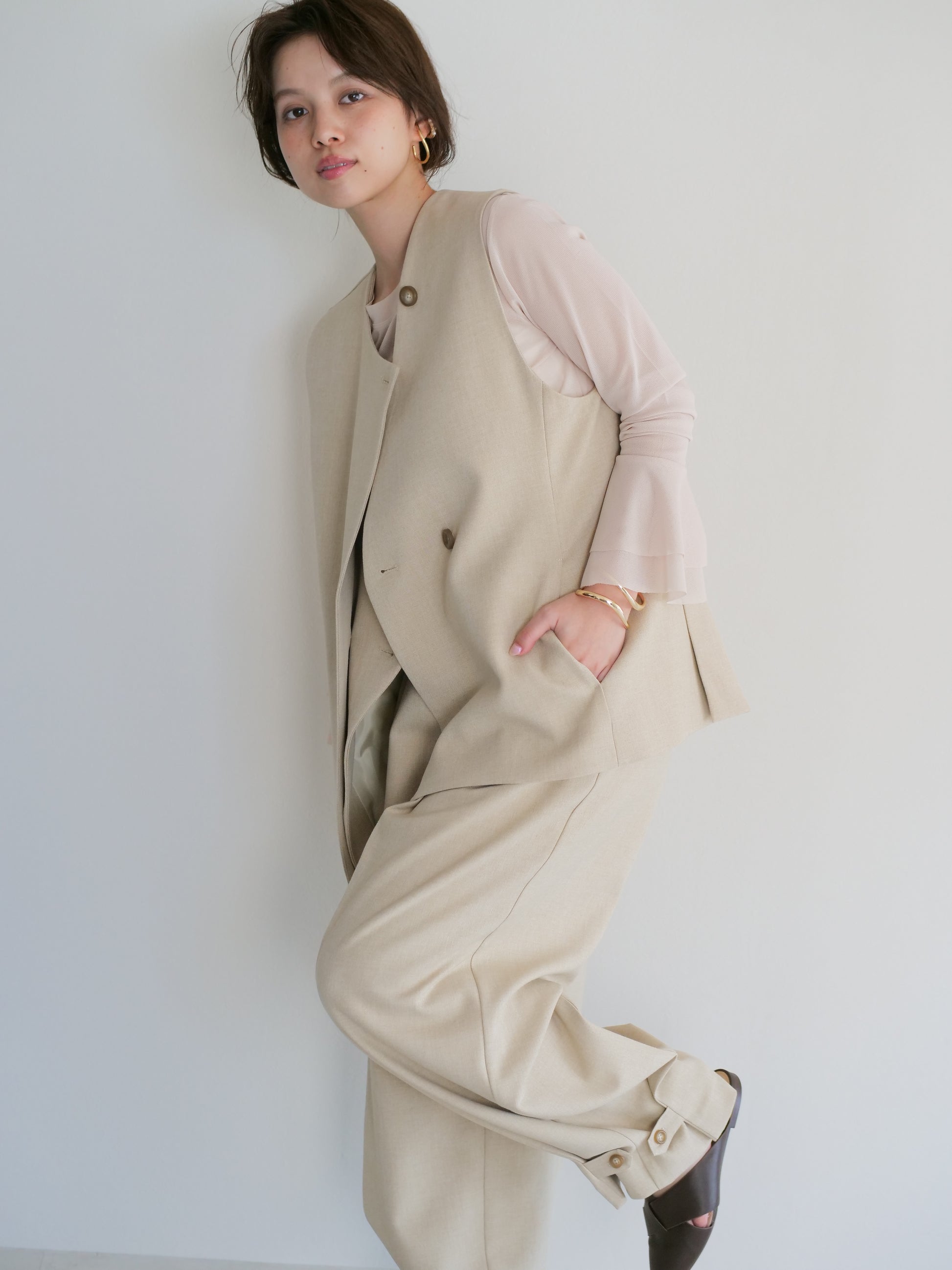 model:150cm (light beige/FREE)