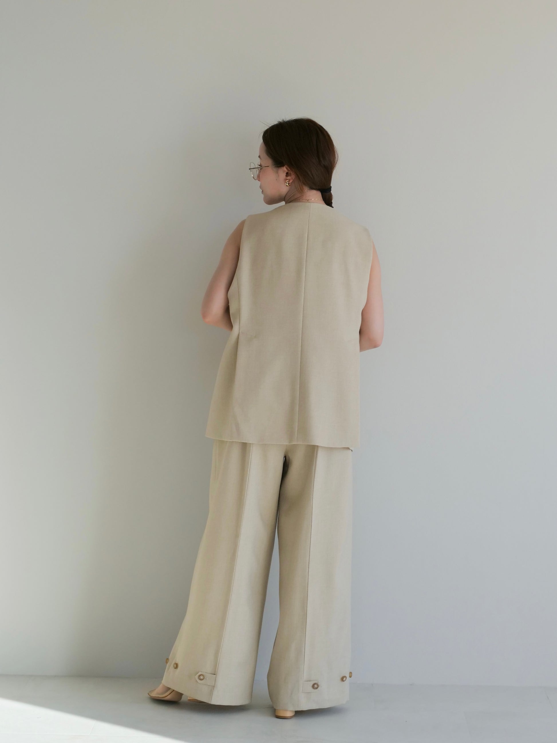 model:145cm (light beige/FREE)