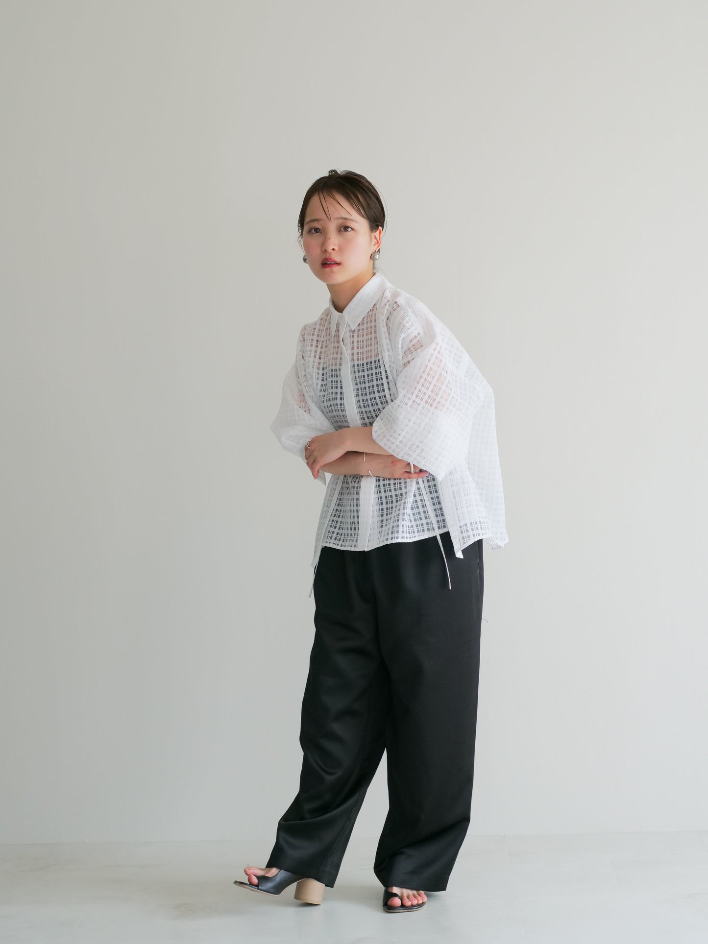 model:148cm (check white/FREE)