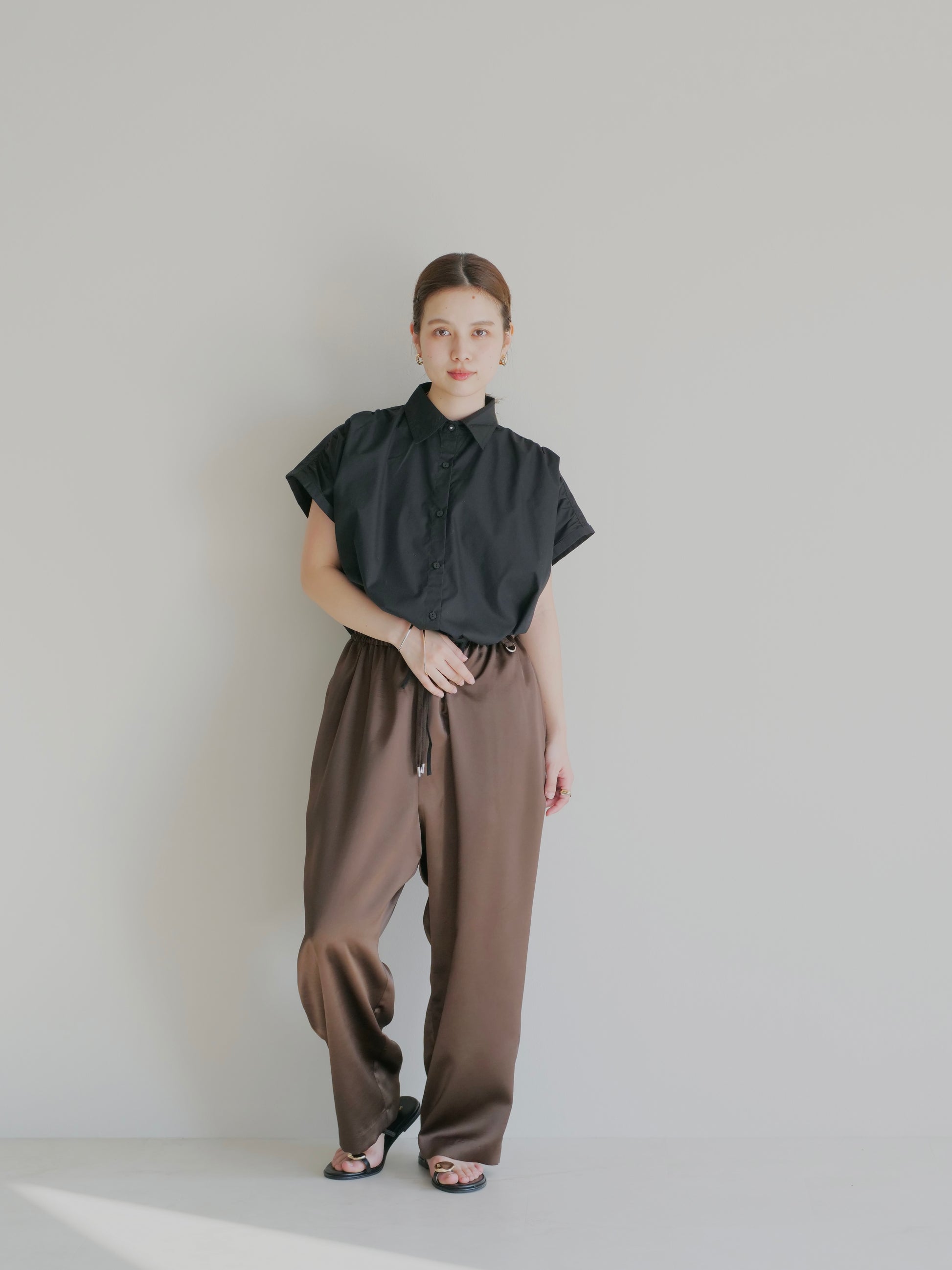 model:151cm (brown/short)