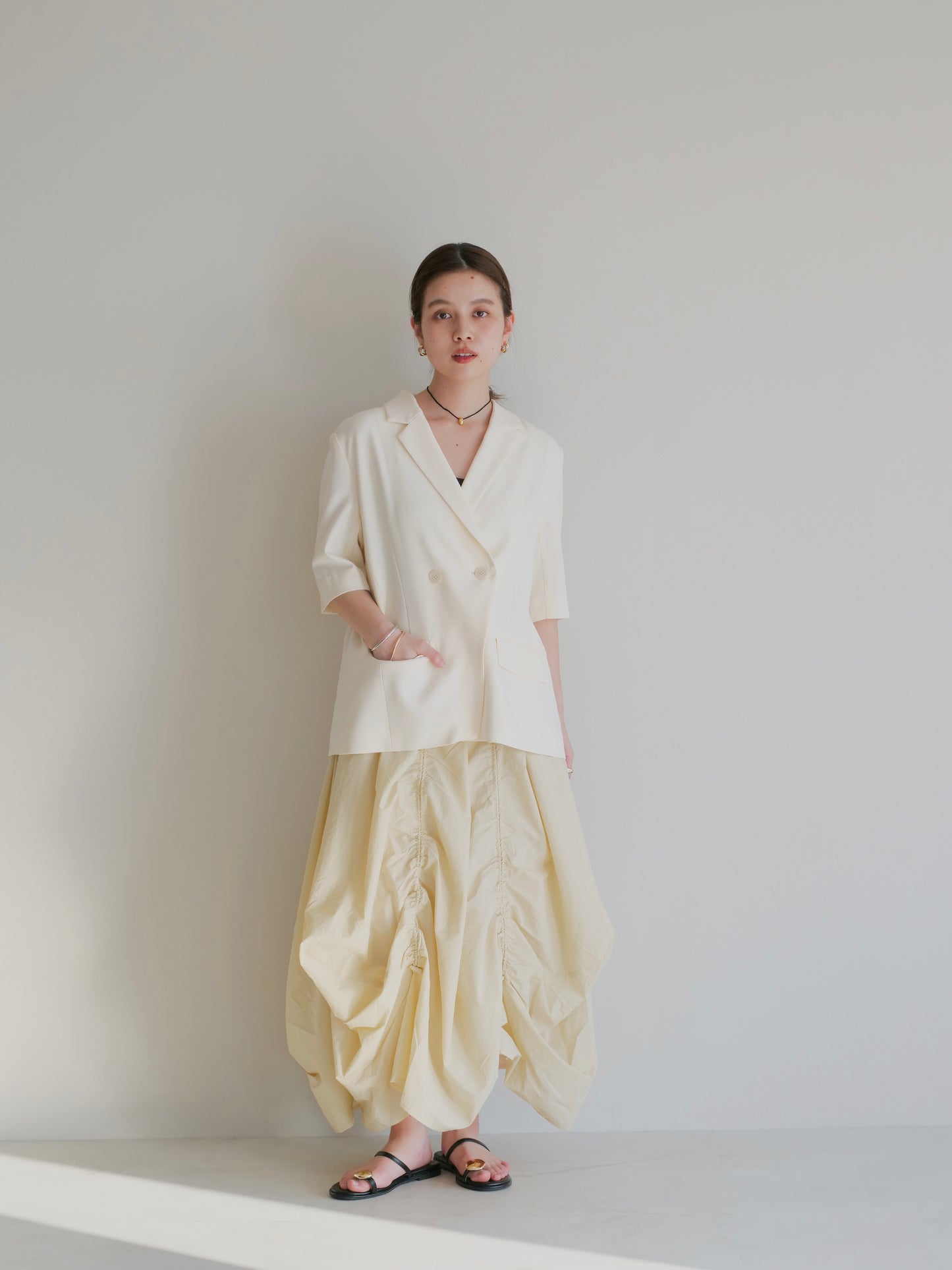 model:151cm (beige/short)