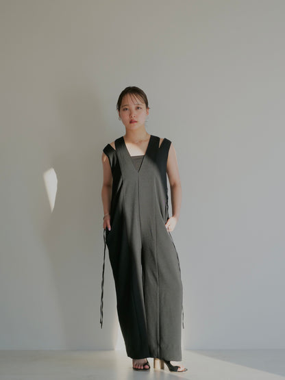 model:148cm (black/short)