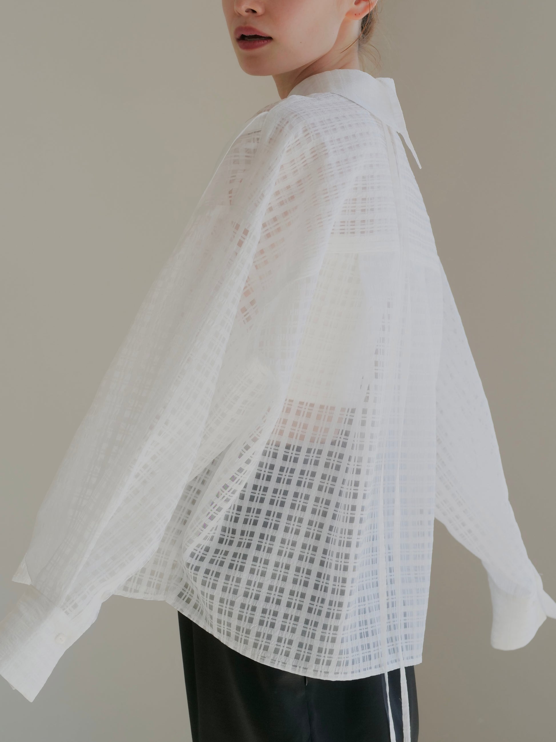 model:153cm (check white/FREE)