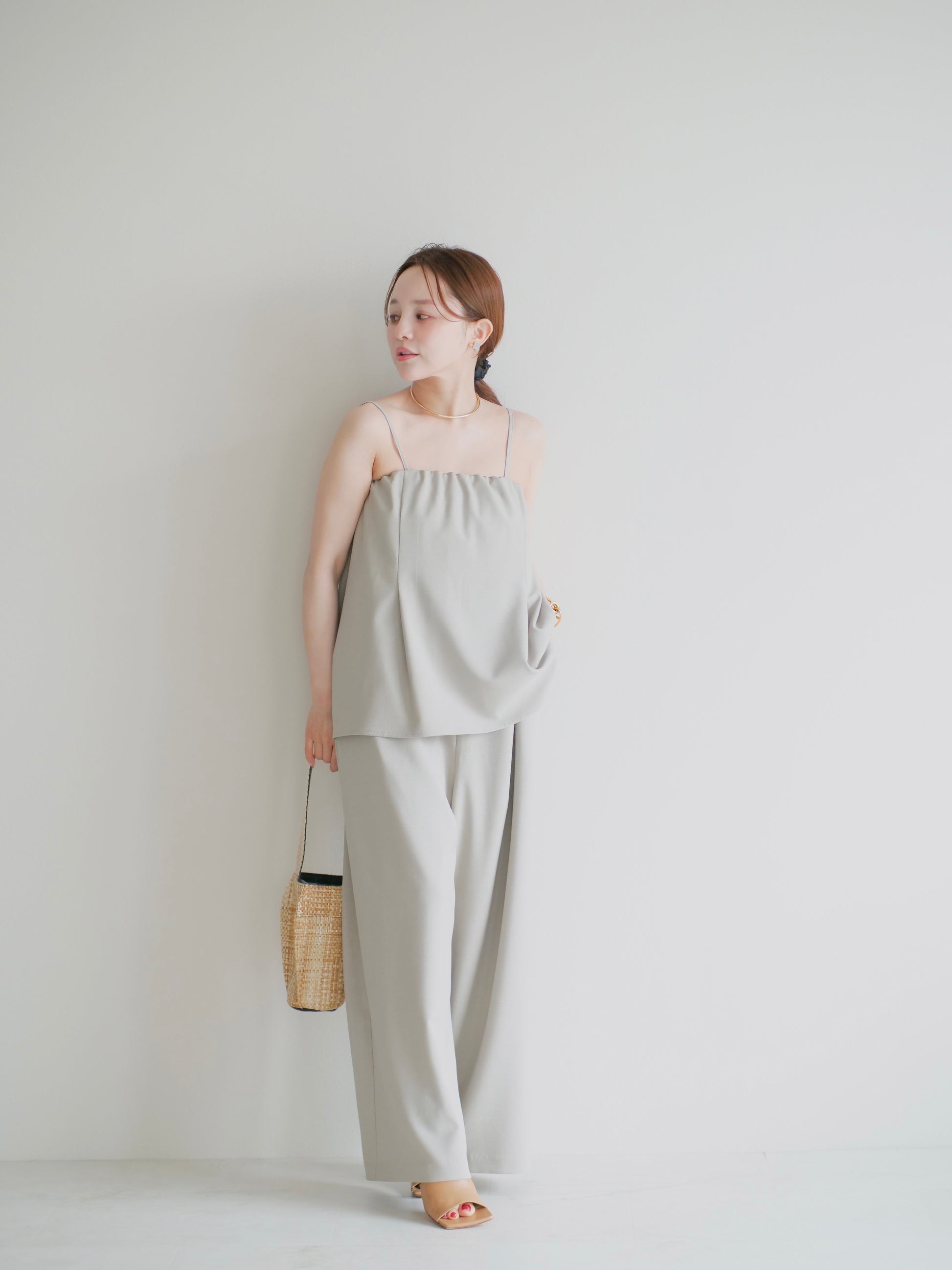 model:145cm (greige/short)