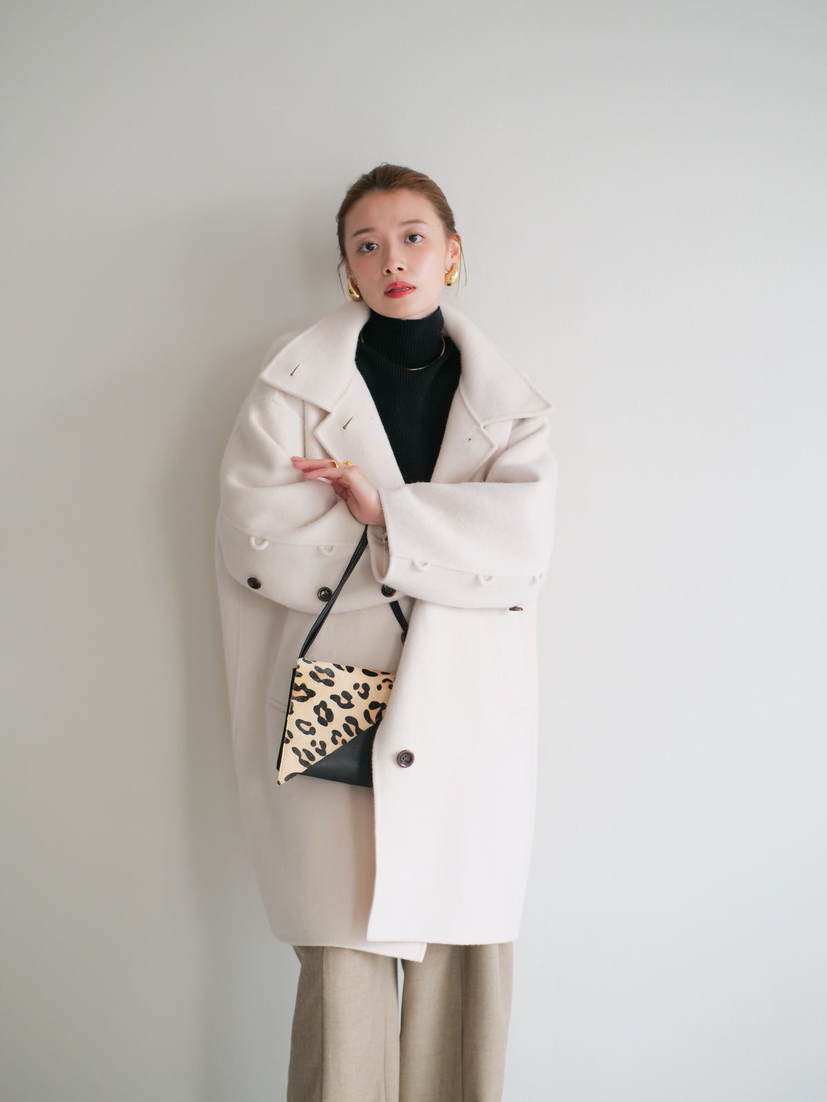 model:153cm (ivory/short)
