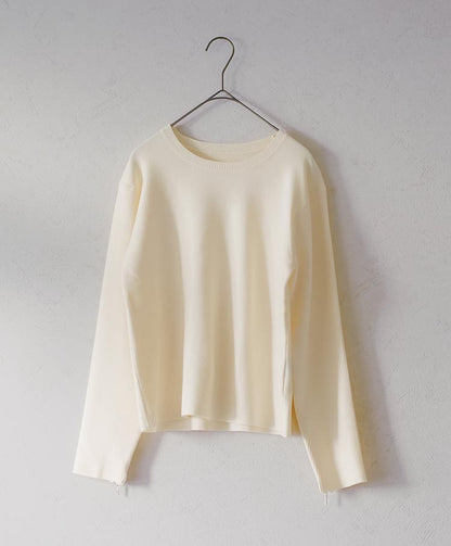 zip detail knit tops