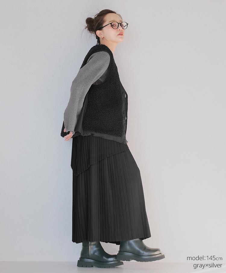 zip detail knit tops