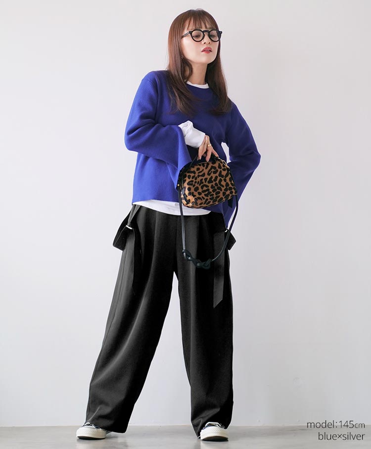 zip detail knit tops