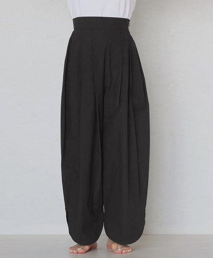 balloon pants
