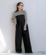 画像をギャラリービューアに読み込む, Button-Detail High Neck Knit
