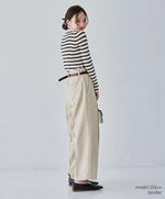 画像をギャラリービューアに読み込む, Button-Detail High Neck Knit
