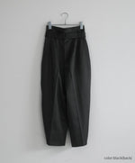 画像をギャラリービューアに読み込む, Belted Satin Pants
